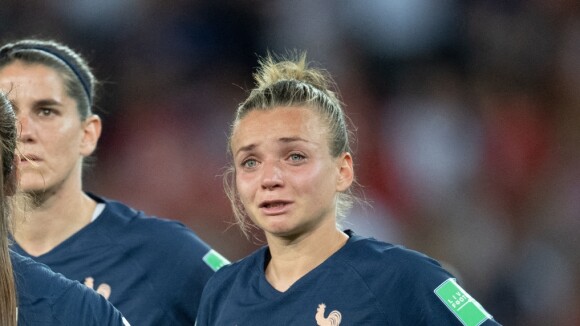 Griezmann, Mbappé... Les Bleus consolent les Bleues après leur défaite en Coupe du monde