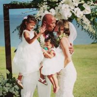Dwayne Johnson marié à Lauren Hashian : les photos 100% romantiques de leur mariage à Hawaï