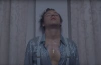 Harry Styles fait-il des révélations autour de sa sexualité dans le clip "Lights Up" ?