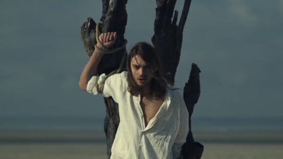 Lujipeka (Columbine) touché en plein coeur dans le clip de "Ahou"