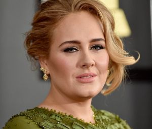 Adele métamorphosée : la chanteuse se montre très amincie