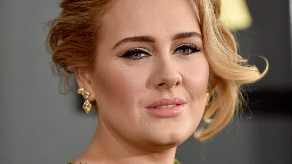 Adele très amincie : des fans s'inquiètent de sa métamorphose suite à sa perte de poids
