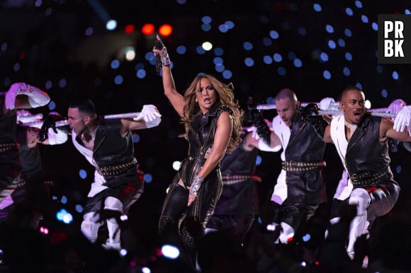 Super Bowl 2020 : Jennifer Lopez et Shakira enflamment le half time