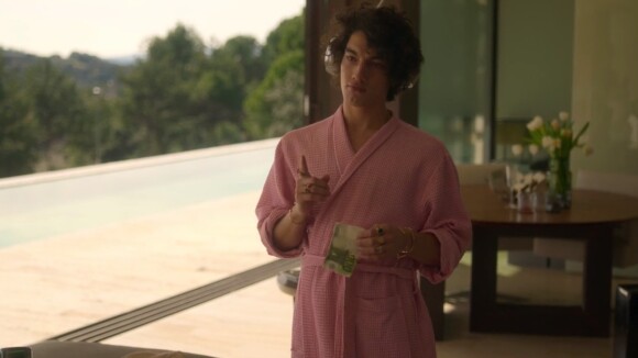 Jorge López (Elite) : Valerio nu dans la série, l'acteur était totalement flippé