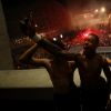 PSG-Dortmund : les supporters parisiens et Layvin Kurzawa fêtent la victoire malgré la coronavirus