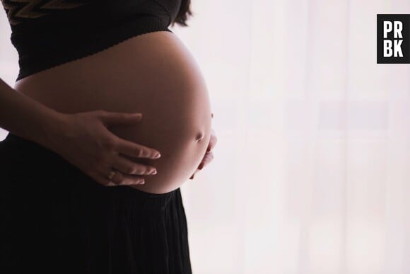 A 19 ans, elle tombe enceinte... en étant encore vierge : elle raconte tout sur TikTok