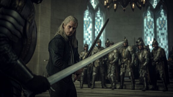 The Witcher saison 2 : Henry Cavill s'est blessé lors d'une cascade, tournage (encore) arrêté