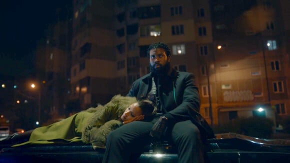 Damso tombé love de Noémie Lenoir dans le sublime clip de "911"