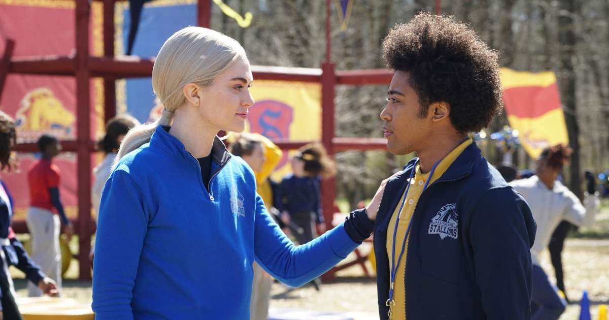 Legacies Saison 3 Episode 1 Vostfr Legacies saison 3, épisode 1 : Lizzie et MG sur une photo - Purebreak