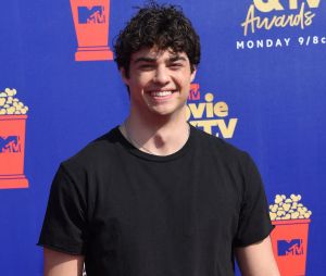 Noah Centineo transformé : le héros de la saga A tous les garçons que j'ai aimés sur Netflix s'est beaucoup musclé pour jouer dans le film Black Adam (l'ennemi de Shazam dans les DC Comics), il dévoile sa métamorphose physique