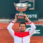Novak Djokovic gagnant de Roland-Garros 2021 : son beau cadeau à un jeune fan après sa victoire