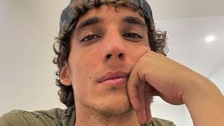 Miguel Herrán a échappé à la mort : sa maison a brûlé dans un incendie quand il était dedans
