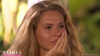 Cassandra (La Villa 7) clashe fort Carla : "Une frustrée de la vie qui devrait avoir honte"