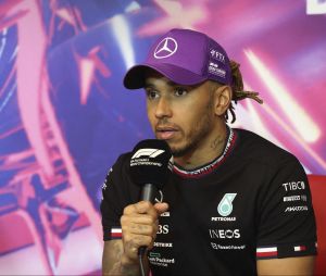 Lewis Hamilton victime de propos racistes par un ancien pilote, le sportif réclame des actions