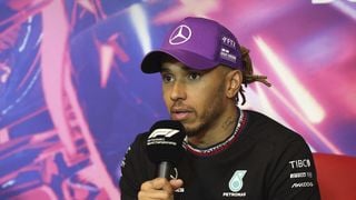 Lewis Hamilton victime de propos racistes de la part d'un ancien pilote de F1 (et beau-père de Verstappen) : sa réaction ferme mais classe
