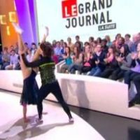 Charlotte Le Bon ... Elle montre ses fesses dans une nouvelle météo sexy et drôle (vidéo)