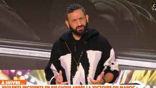 "On est restés trois jours ensemble" : Cyril Hanouna raconte sa folle histoire d'amour avec une énorme star américaine, mais...