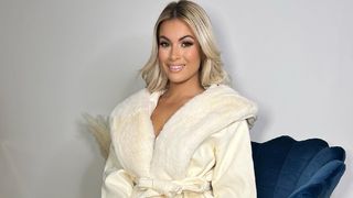 Carla Moreau : son nouveau chéri serait un homme marié !