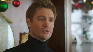 Ce film de Noël sur Netflix est probablement l'un des pires : on a quand même testé de le regarder