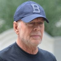 &quot;Une putain de légende&quot; : Bruce Willis atteint de démence, les stars le soutiennent et lui rendent hommage