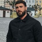 Illan pensait avoir la preuve ultime qui l'innocente... c'était en fait un montage : il pète les plomb en live et s'exprime