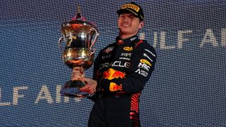 Malgré un début de championnat parfait et un titre déjà en vue, Max Verstappen crée déjà des tensions chez Red Bull