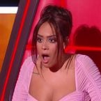 "Mais c'est pas possible..." : gros malaise dans The Voice 2023, Amel Bent retrouve un ex-camarade de Nouvelle Star et ne le reconnaît pas
