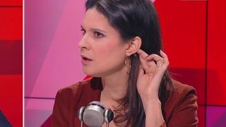 "Il n'y a pas de quoi être fier" : Apolline de Malherbe attaque Olivier Dussopt sur le 49.3, le Ministre la recadre sèchement sur BFMTV