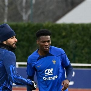 Olivier Giroud ( France ) - Aurelien Tchouameni ( France ) - Didier Deschamps ( selectionneur - entraineur - France ) - Entraînement de l'équipe de France de football pour le match de qualification à l'Euro 2024 contre les Pays-Bas au centre de formation et centre National du Footbal de Clairefontaine-en-Yvelines, France, le 20 mars 2023. © Federico Pestellini/Panoramic/Bestimage  Training of the French football team for the Euro 2024 qualifying match against the Netherlands at the training center and National Footbal Center in Clairefontaine-en-Yvelines, France, on March 20, 2023.