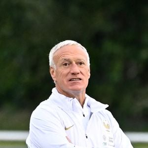 Didier Deschamps ( selectionneur - entraineur - France ) - Entraînement de l'équipe de France de football pour le match de qualification à l'Euro 2024 contre les Pays-Bas au centre de formation et centre National du Footbal de Clairefontaine-en-Yvelines, France, le 20 mars 2023. © Federico Pestellini/Panoramic/Bestimage  Training of the French football team for the Euro 2024 qualifying match against the Netherlands at the training center and National Footbal Center in Clairefontaine-en-Yvelines, France, on March 20, 2023.