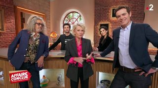 "Elle parle beaucoup...", "trop bronzée"... une acheteuse d'Affaire conclue absente, Sophie Davant en profite pour la critiquer