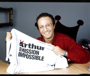 Archives - Portrait L'Animateur Arthur ( Jacques Essebag ) lors de son émission " Arthur Emission Impossible " sur TF1 le 26 11 1992 