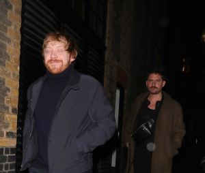 Rupert Grint quitte le club Chiltern Firehouse à Londres le 25 janvier 203.  25 January 2023. Rupert Grint leaves the Chiltern Firehouse looking very merry Pictured: Rupert Grint 
