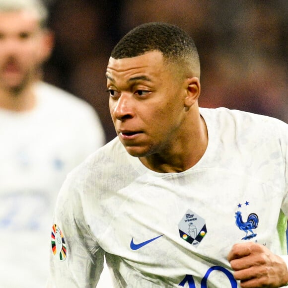 Kylian Mbappé (FRA) - Match de qualification à l''EURO 2024 de Football opposant la France aux Pays-Bas au Stade de France à Saint-Denis, France, le 24 mars 2023. La France a gagné 4-0. © Jean-Baptiste Autissier/Panoramic/Bestimage  UEFA Euro 2024 qualification football match between France and Netherlands at the Stade de France in Saint-Denis, north of Paris, France, on March 24, 2023. France won 4-0. 