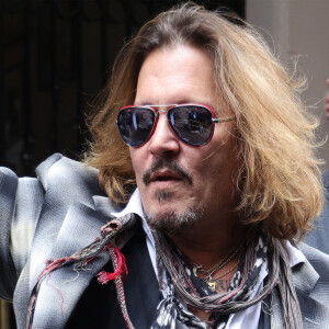 Johnny Depp à la sortie de son hôtel dans le quartier de Birmingham. Londres, le 6 juin 2022.  Johnny Depp leaves his hotel in Birmingham. 