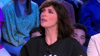 Un animateur culte annonce la fin de sa carrière : Géraldine Maillet balance dans TPMP, Cyril Hanouna s'en agace