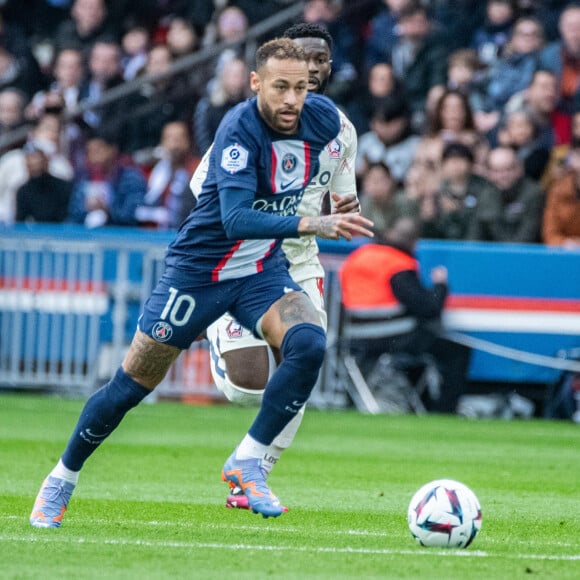 Neymar Jr (Paris SG) lors du match de Ligue 1 Uber Eats "PSG - Lille (4-3)" au Parc des Princes, le 19 février 2023.