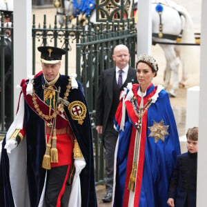 Les invités à la cérémonie de couronnement du roi d'Angleterre à l'abbaye de Westminster de Londres Le prince William, prince de Galles, et Catherine (Kate) Middleton, princesse de Galles, et Le prince Louis de Galles, - Les invités arrivent à la cérémonie de couronnement du roi d'Angleterre à l'abbaye de Westminster de Londres, Royaume Uni, le 6 mai 2023.