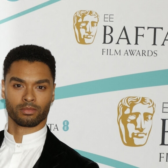 Rege-Jean Page au photocall de la 76ème cérémonie des British Academy Film Awards (BAFTA) au Royal Albert Hall à Londres, le 19 février 2023