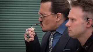 Après le verdict de son procès, voilà ce que Johnny Depp a fait du million de dollars que lui a versé Amber Heard