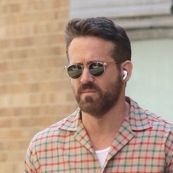 Ryan Reynolds est de sortie à Manhattan le 13 avril 2023. 