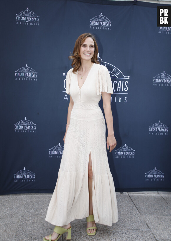 Exclusif - Camille Lou - Photocall et cérémonie de clôture de la 2ème édition du Festival du cinéma français et gastronomie à Aix les Bains le 10 juin 2023. © Denis Guignebourg / Bestimage