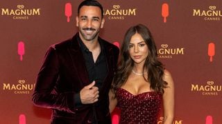 "Fais une psychanalyse" : Adil Rami tente tout pour récupérer Léna Guillou et se fait fracasser par les internautes