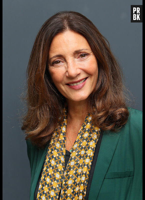 Valerie Karsenti, comédienne et membre du jury du festival, pose à l'occasion du Festival International du film de Saint-Jean-de-Luz, France, le 6 octobre 2022. © Patrick Bernard/Bestimage