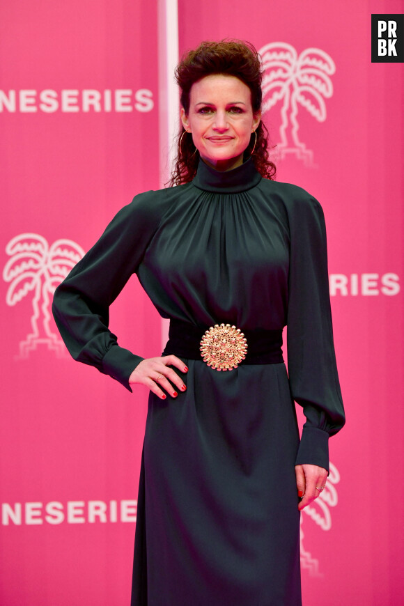 Carla Gugino - Soirée d'ouverture du 4 ème Canneseries au Palais des Festivals à Cannes, le 8 octobre 2021. © Bruno Bebert / Bestimage 