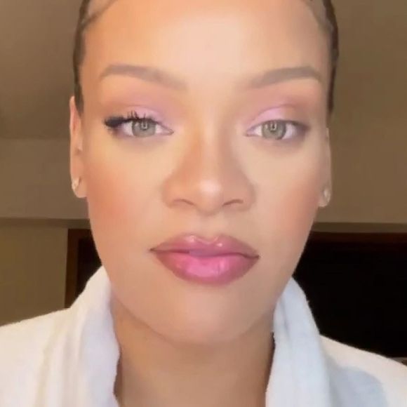 Il est lui aussi issu de son idylle avec le rappeur A$AP Rocky.
Rihanna Fenty Beauty