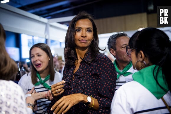 Karine Le Marchand (marraine de la CNDP (Commission nationale du débat public) et animatrice de lémission "L'amour est dans le pré") au 57ème salon International de l'Agriculture au parc des expositions de la porte de Versailles à Paris, France, le 23 février 2020. © Jean-Baptiste Autissier/Panoramic/Bestimage 