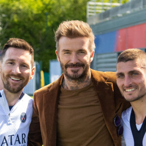 Lionel Messi (Leo), Marco Verratti et David Beckham lors de la visite de David Beckham pendant l'entrainement des joueurs du PSG au Camp Des Loges à Paris, le 27 avril 2023. © Twitter via Bestimage  David Beckham visits PSG players during their training at Camp Des Loges in Paris. April 27th, 2023. 