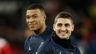 "Ce faux cul", "Cet ingrat" : les hommages de Kylian Mbappé et Lionel Messi à Marco Verratti font péter un plomb aux supporters du PSG