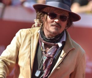 Johnny Depp arrive à la première de Puffins lors de la 16ème édition du festival du film de Rome le 17 octobre 2021. © Rocco Spaziani/Mondadori Portfolio via ZUMA Press / Bestimage  American actor Johnny Depp at Rome Film Fest 2021. Alice nella citt&amp;